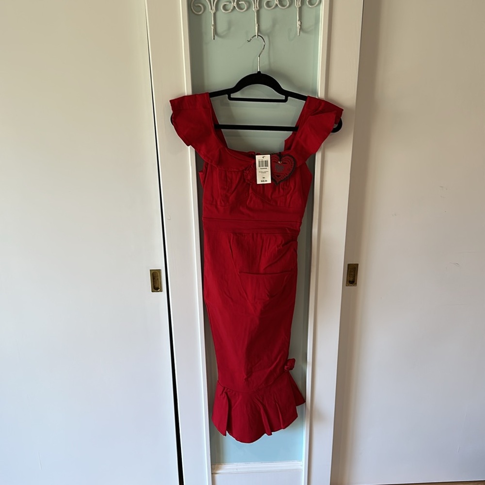 Elegant Red Ruffle Dress
